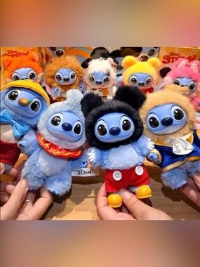 ✨ New DISNEY Stitch Adventure Series – Single Blind Box ✨